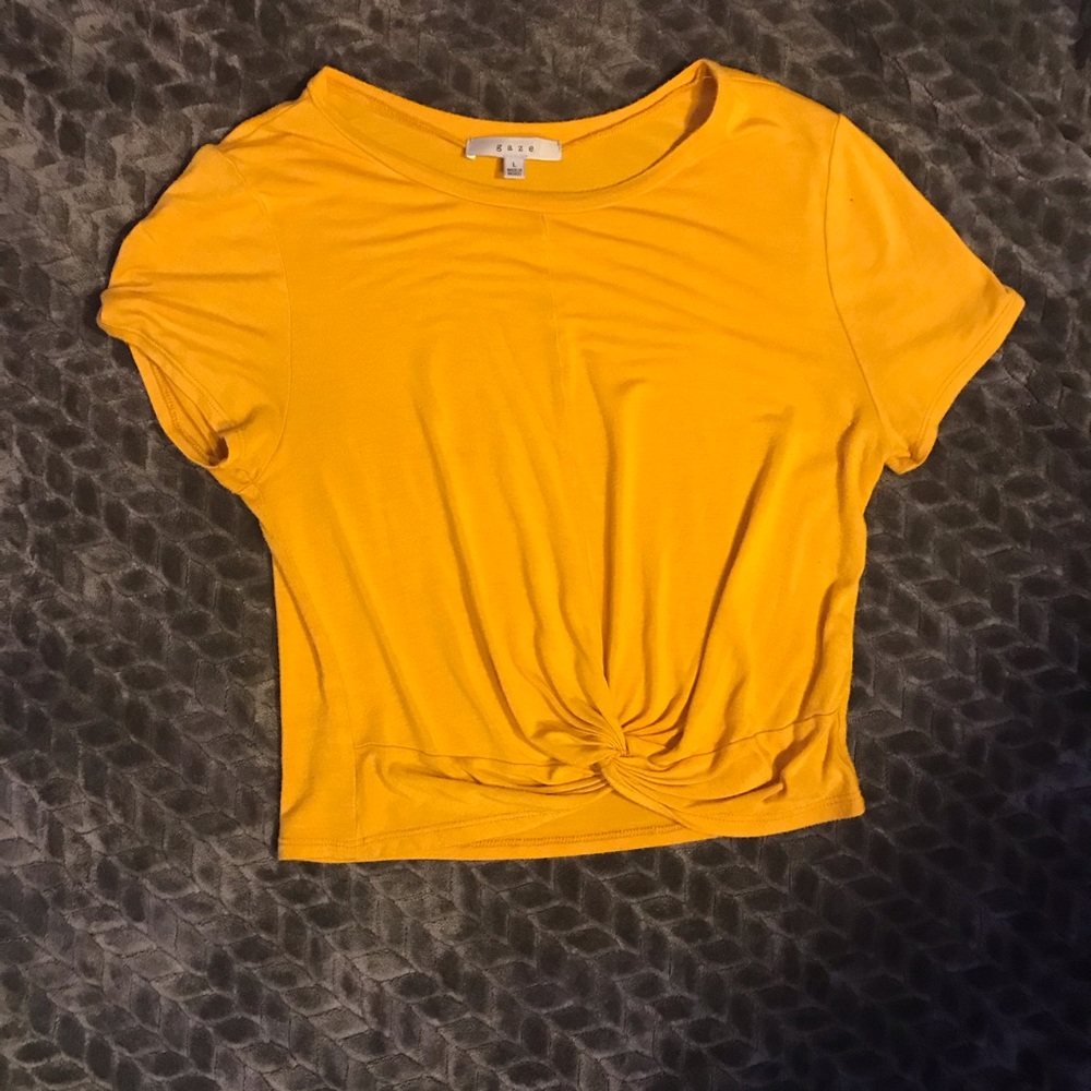 Yellow Top With Tiny Knot